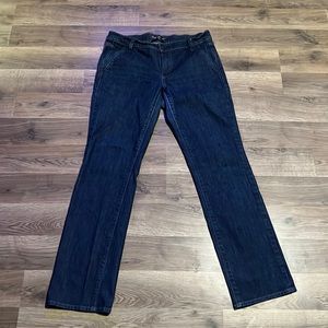 Old Navy The Flirt Mid Rise Jeans Size 8